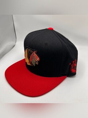 Vintage Chicago Blackhawks Snapback Hat Mens Mitchell & Ness 100% Wool